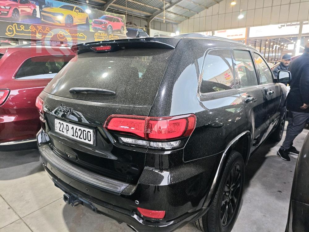 جيب جراند شيروكي